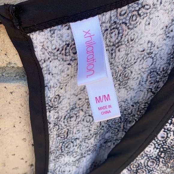 Xhilaration Black & Gray With Side Pockets Romper - Picture 4 of 11